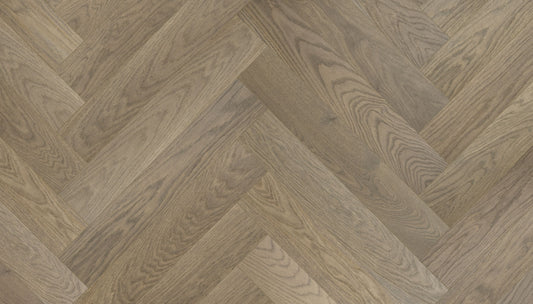 „Herringbone“ rašto ąžuolo parketlentės „Nordic S Gipsy“ R+L T&G P Light Brushed Extra Matt Lacquered 5% Gloss – #14084