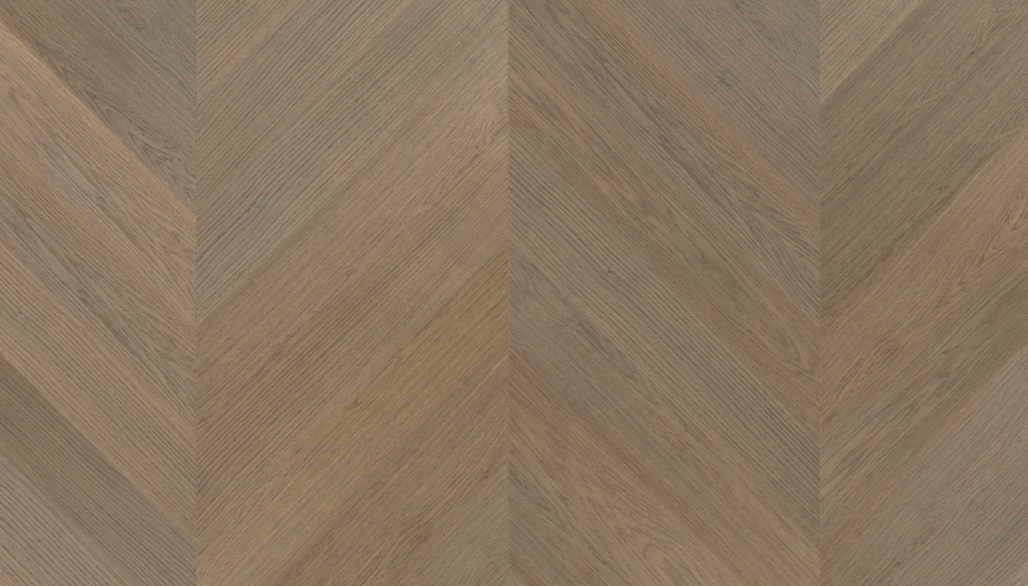 „Chevron“ rašto ąžuolo parketlentės „Nova Elite Gipsy“ R+L T&G W Light Brushed Extra Matt Lacquered 5% Gloss – #15521