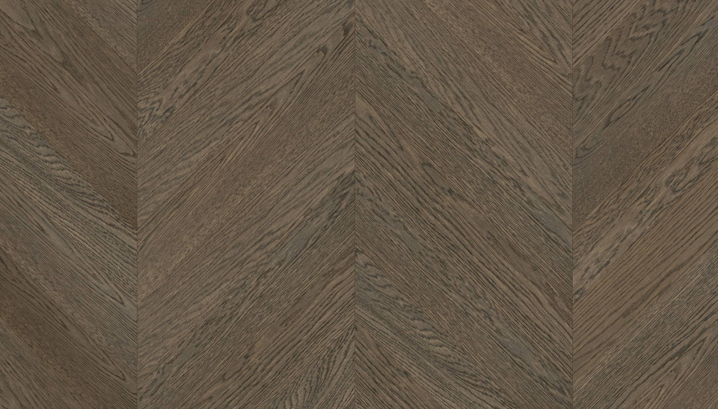„Chevron“ rašto ąžuolo parketlentės „Nova Elite Brown“ R+L T&G Extra Matt Lacquered 5% Gloss 4B nano Brushed – #15524