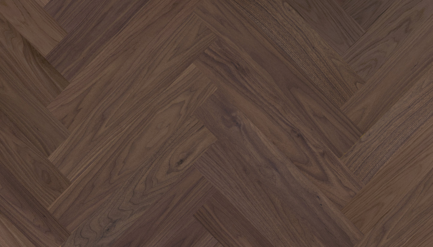 „Herringbone“ rašto riešutmedžio parketlentės „Nova Eco Elite“ Extra Matt Lacquered Gloss 10–15% – #34025