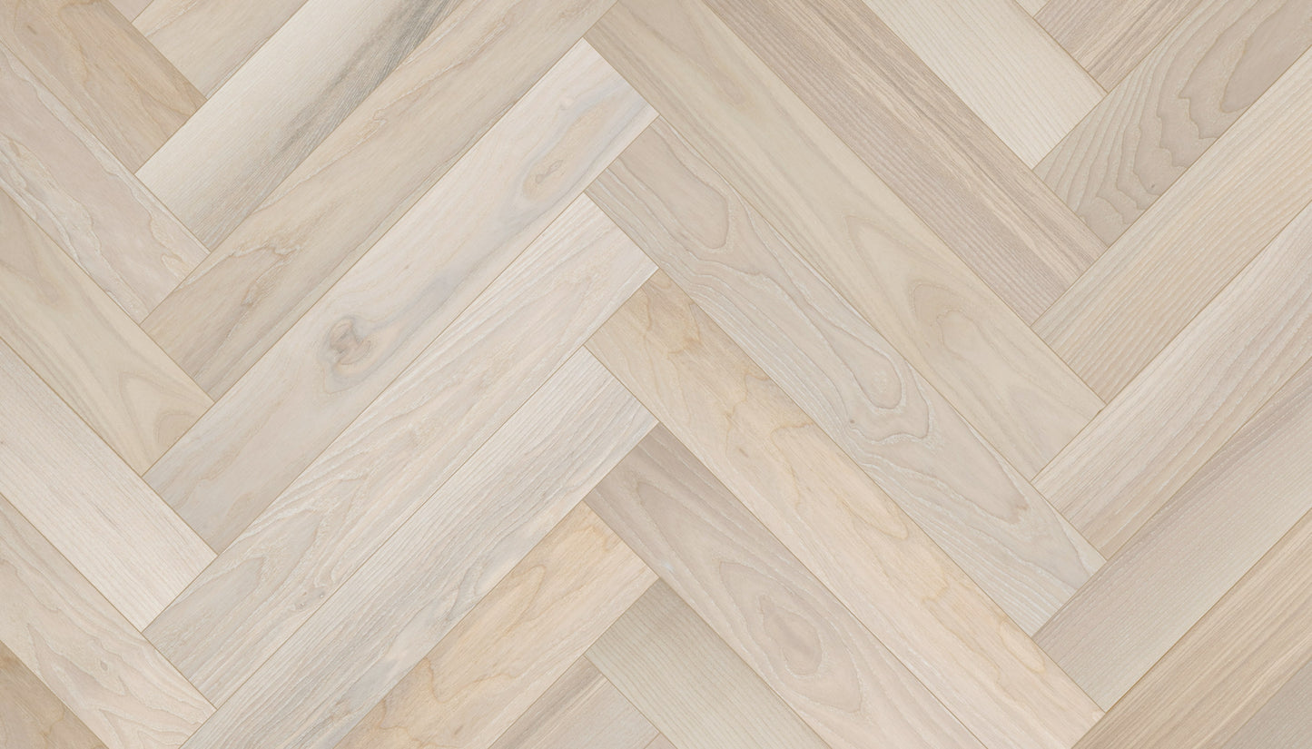 Eglutės rašto uosio parketlentės „Elegant Frost“ Ivory Pores Extra Matt Lacquered Gloss 5% # 24010